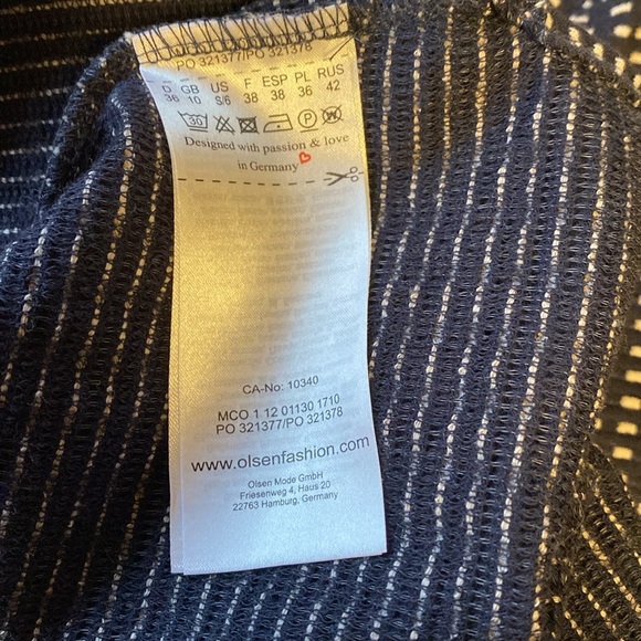 OLSEN EUROPE BLACK/WHITE PATTERNED SWEATER /TOP SIZE S/6. - Picture 3 of 11